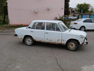 1979 Lada (ВАЗ) 2106 4-speed, белый, 65000 рублей, вид 3