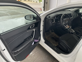 2019 Kia Ceed III, белый, 2010000 рублей, вид 5