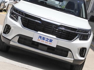 2026 Kia Seltos I Рестайлинг, белый, 2300008 рублей, вид 2