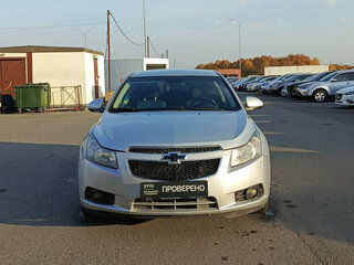 2011 Chevrolet Cruze I, серебристый, 565000 рублей, вид 2