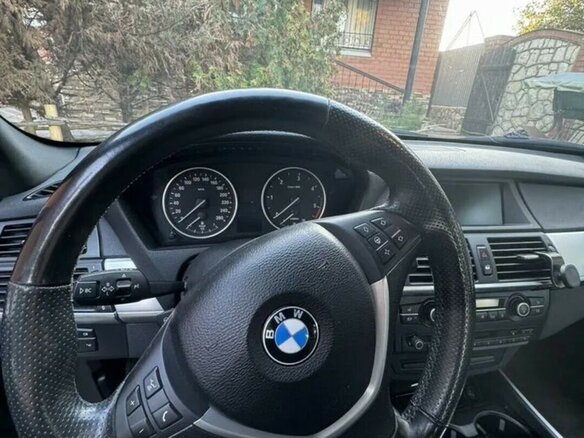 2007 BMW X5 3.0d II (E70), чёрный, 1650000 рублей - вид 10