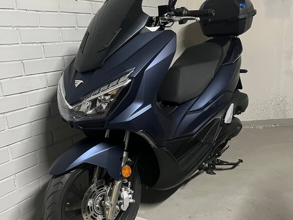 2024 VMC (Vento) PCX, синий, 99999 рублей