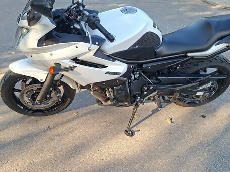2012 Yamaha XJ6 (FZ6R), белый, 500000 рублей, вид 5