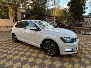 2013 Volkswagen Golf VII, белый, 1550000 рублей, вид 2