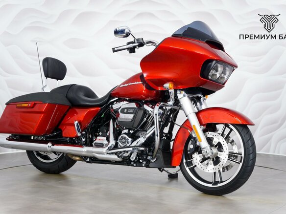 2018 Harley-Davidson Road Glide, красный, 1899000 рублей - вид 4