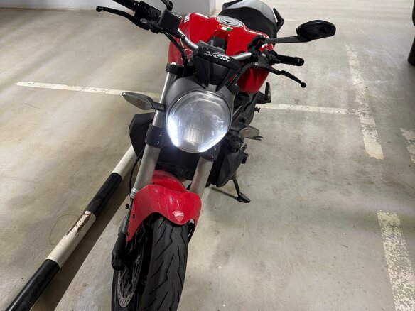 2015 Ducati Monster 821, красный, 330000 рублей - вид 2