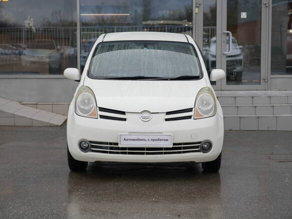 2005 Nissan Note I, белый, 370000 рублей - вид 1