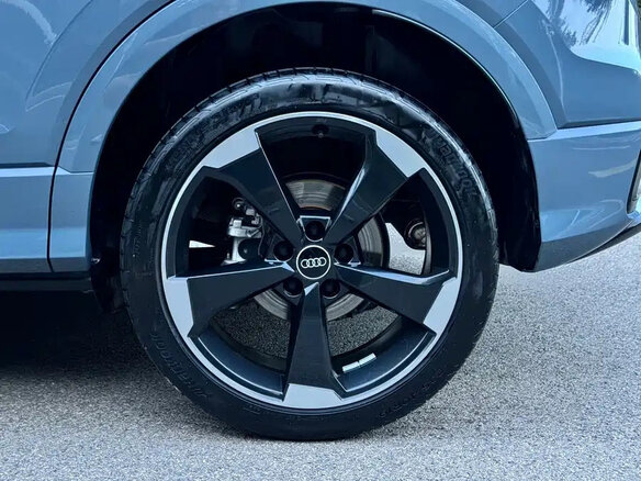2023 Audi Q2 L 35 TFSI I Рестайлинг, серый, 1590888 рублей - вид 17