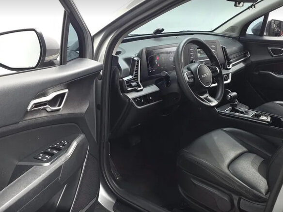 2023 Kia Sportage SWB V, серый, 2235000 рублей - вид 14