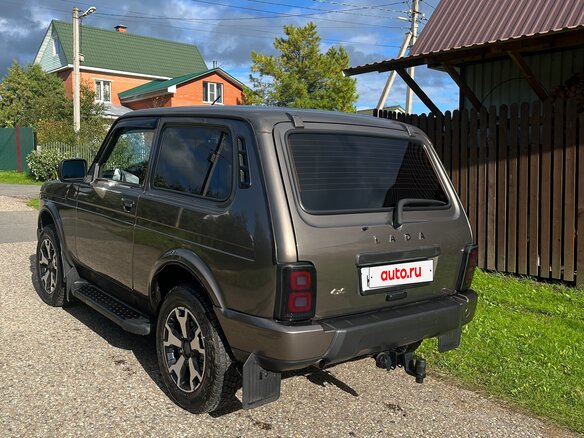 2020 Lada (ВАЗ) 2121 (4x4) Urban I Рестайлинг (2020), коричневый, 850000 рублей - вид 3