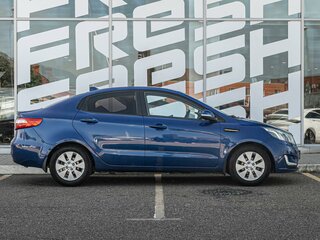 2011 Kia Rio 5-speed III, синий, 690000 рублей, вид 5