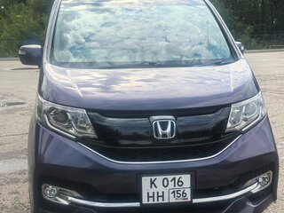 2016 Honda Stepwgn Spada V, фиолетовый, 1793000 рублей, вид 2