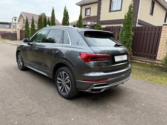 2022 Audi Q3 35 TFSI II (F3), серый, 2520000 рублей - вид 2