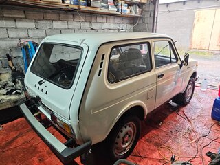 1991 Lada (ВАЗ) 2121 (4x4) I, белый, 250000 рублей, вид 5