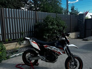 2011 KTM 690 SMC, белый, 499000 рублей, вид 3