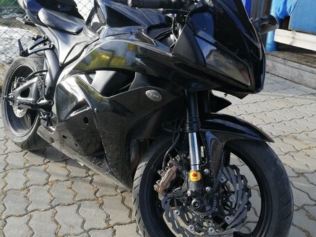 2009 Honda CBR 600RR, чёрный, 650000 рублей, вид 2
