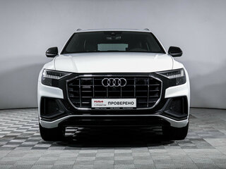 2019 Audi Q8 55 TFSI I (4M), белый, 4949000 рублей, вид 2