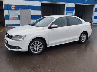 2011 Volkswagen Jetta VI, белый, 660000 рублей, вид 2