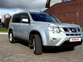 2014 Nissan X-Trail II Рестайлинг, серебристый, 1249000 рублей, вид 5