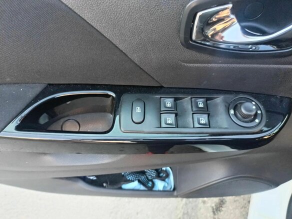 2017 Renault Kaptur I, белый, 1200000 рублей - вид 7