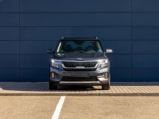 2020 Kia Seltos I, серый, 2095000 рублей, вид 2