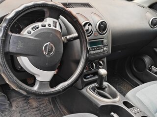 2011 Nissan Qashqai I Рестайлинг, белый, 920000 рублей, вид 3