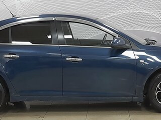 2011 Chevrolet Cruze I, синий, 649000 рублей, вид 4