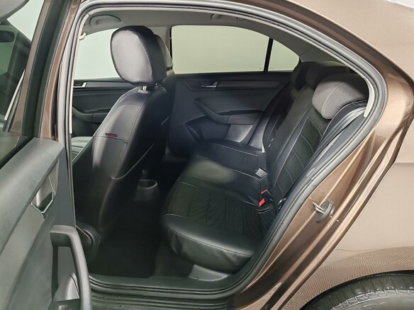 2020 Skoda Rapid II, коричневый, 1545000 рублей - вид 13