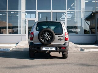 2016 Chevrolet Niva I Рестайлинг, серый, 650000 рублей, вид 4