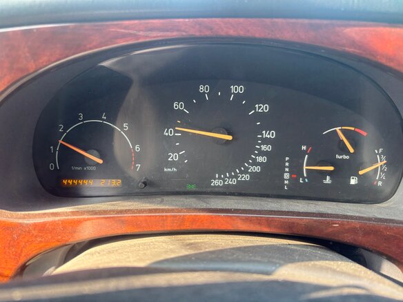 2004 Saab 9-5 I Рестайлинг, серебристый, 550000 рублей - вид 2