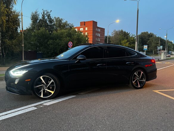 2021 Hyundai Sonata VIII (DN8), чёрный - вид 3
