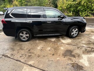2020 Lexus LX 450d III Рестайлинг 2, чёрный, 9100000 рублей, вид 3
