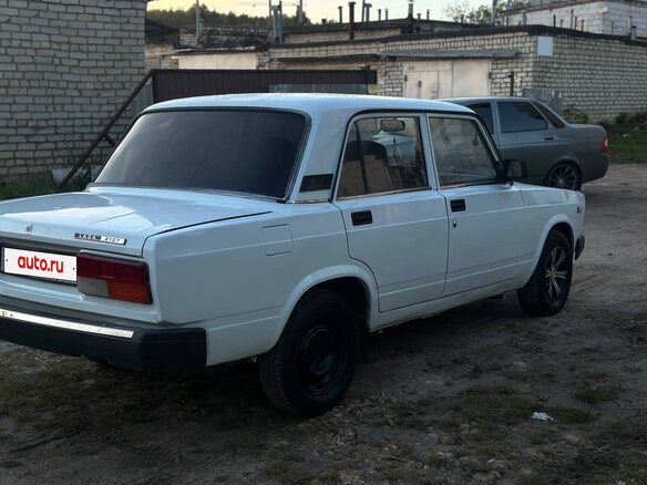 2008 Lada (ВАЗ) 2107, белый - вид 3