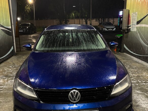 2015 Volkswagen Jetta VI Рестайлинг, синий, 915000 рублей