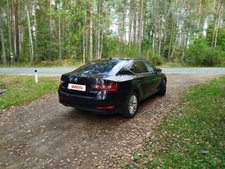 2016 Skoda Superb III, чёрный, 1430000 рублей, вид 4