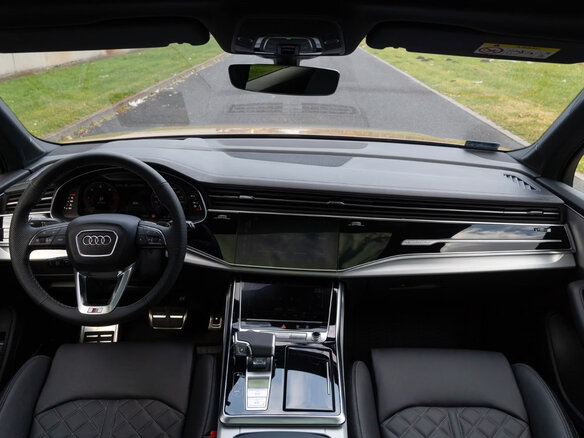 2025 Audi Q7 50 TDI II (4M) Рестайлинг 2, бежевый, 12855077 рублей - вид 9