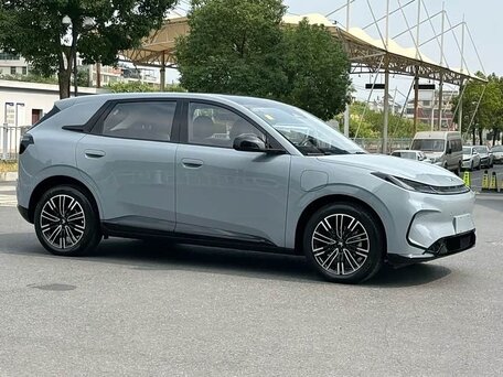2026 Arcfox Beta T1 42.3 kWh, серый, 1650000 рублей, вид 2