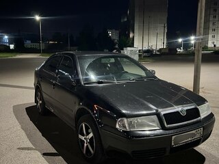 2008 Skoda Octavia I (A4) Рестайлинг, чёрный, 500000 рублей, вид 3