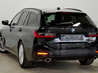 2023 BMW 3 серии 318d VII (G2x) Рестайлинг, чёрный, 4134000 рублей, вид 3
