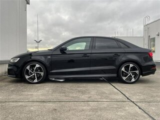 2019 Audi A3 III (8V) Рестайлинг, чёрный, 1442000 рублей, вид 5