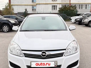 2013 Opel Astra H Рестайлинг, белый, 700000 рублей, вид 4