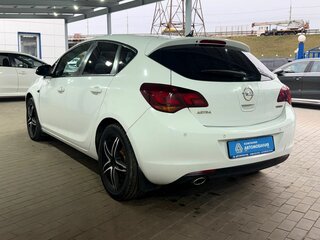 2010 Opel Astra J, белый, 729000 рублей, вид 3