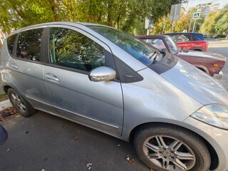 2005 Mercedes-Benz A-Класс 170 II (W169), серебристый, 440000 рублей, вид 2