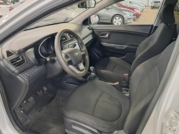 2012 Kia Rio III, серебристый, 555000 рублей - вид 15