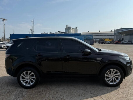 2019 Land Rover Discovery Sport I, чёрный, 1890000 рублей, вид 5