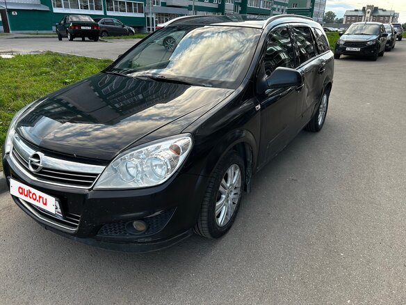 2011 Opel Astra H Рестайлинг, чёрный