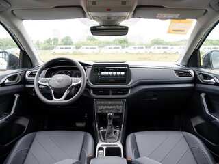 2026 Volkswagen Tharu XR, серый, 2180000 рублей, вид 4