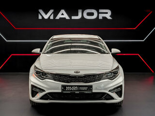 2019 Kia Optima IV Рестайлинг, белый, 1990000 рублей, вид 2
