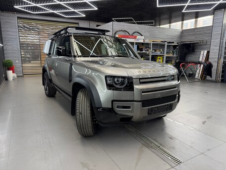 2024 Land Rover Defender 110 II, зелёный, 9320000 рублей, вид 3