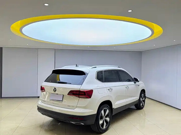 2022 Volkswagen Tharu I, белый - вид 3